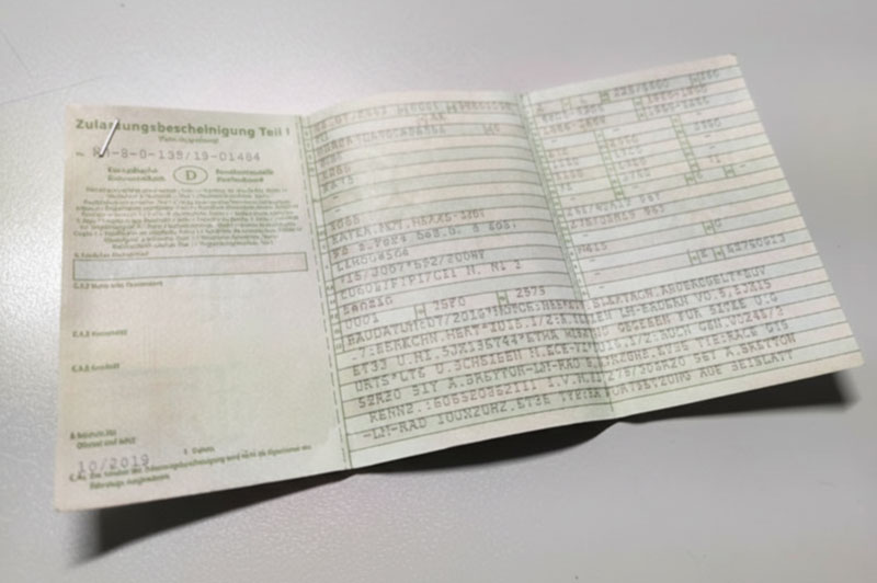 Fahrzeugschein Fahrzeugschein